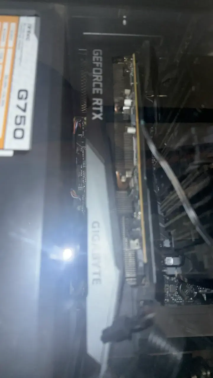 Tarjeta gráfica Gigabyte GeForce RTX 3070 - 1