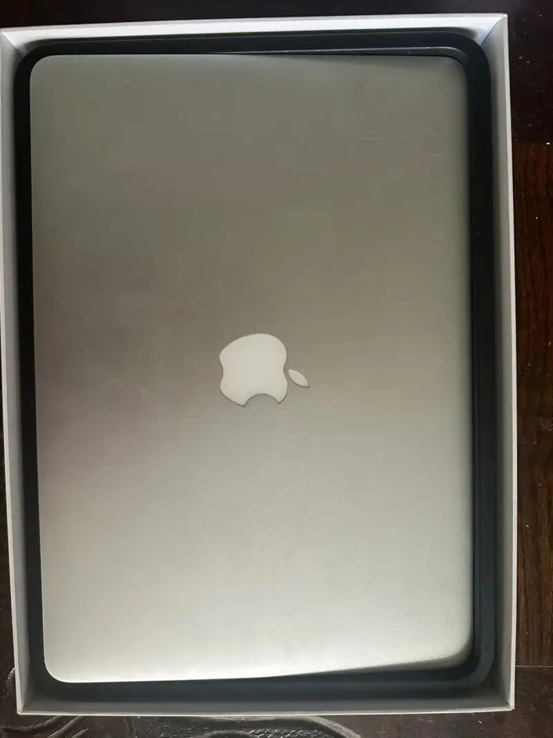 MacBook Air 13" 2017 - 3