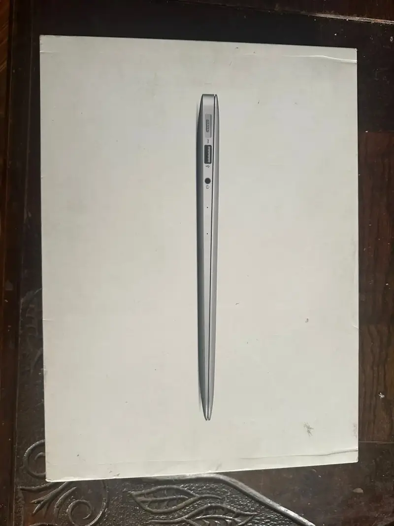 MacBook Air 13" 2017 - 4