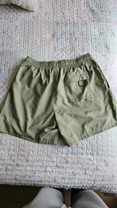 Shorts deportivos Nike verde oliva - miniatura 5