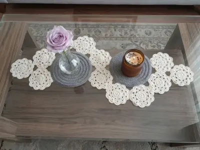 Camino de mesa tejido a crochet. - miniatura 1