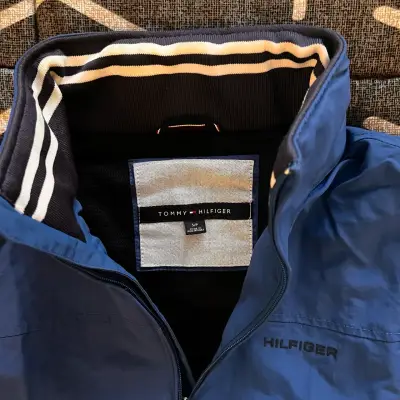 Chaqueta azul Tommy Hilfiger para hombre - miniatura 1