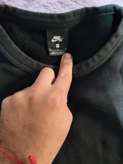 Polerón negro Nike SB para hombre - miniatura 2