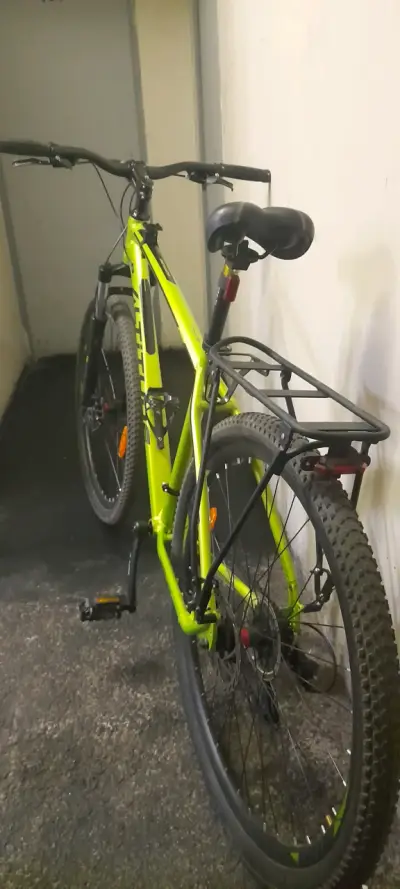 Bicicleta Altitude verde con frenos de disco - miniatura 2