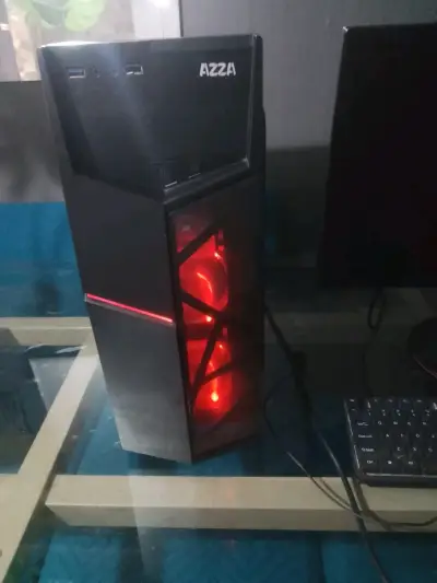 Computador de escritorio Azza con monitor - miniatura 2