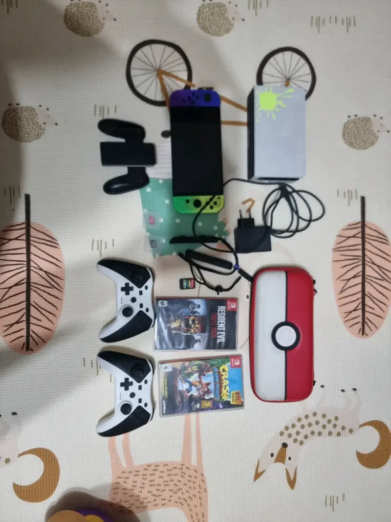 Consola Nintendo Switch con accesorios y juegos - 1