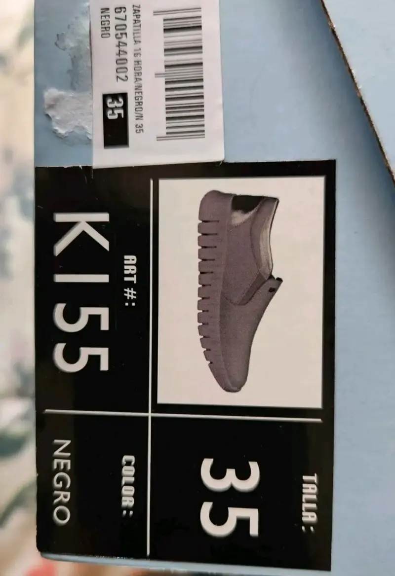Zapatilla Casual 16 HRS Número 35. - 3