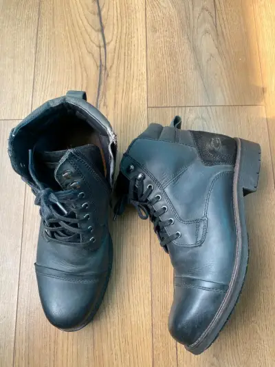 Botas de cuero negras para hombre - miniatura 1