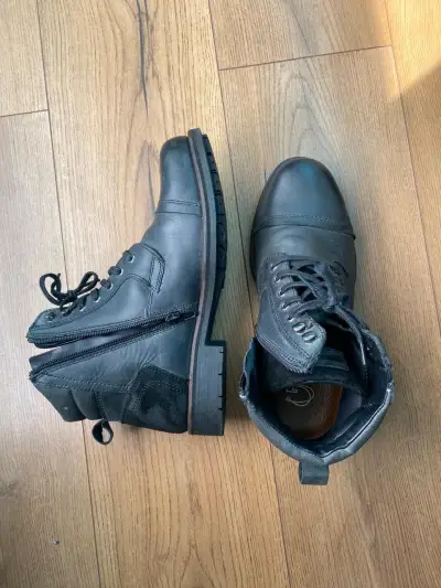 Botas de cuero negras para hombre - miniatura 4