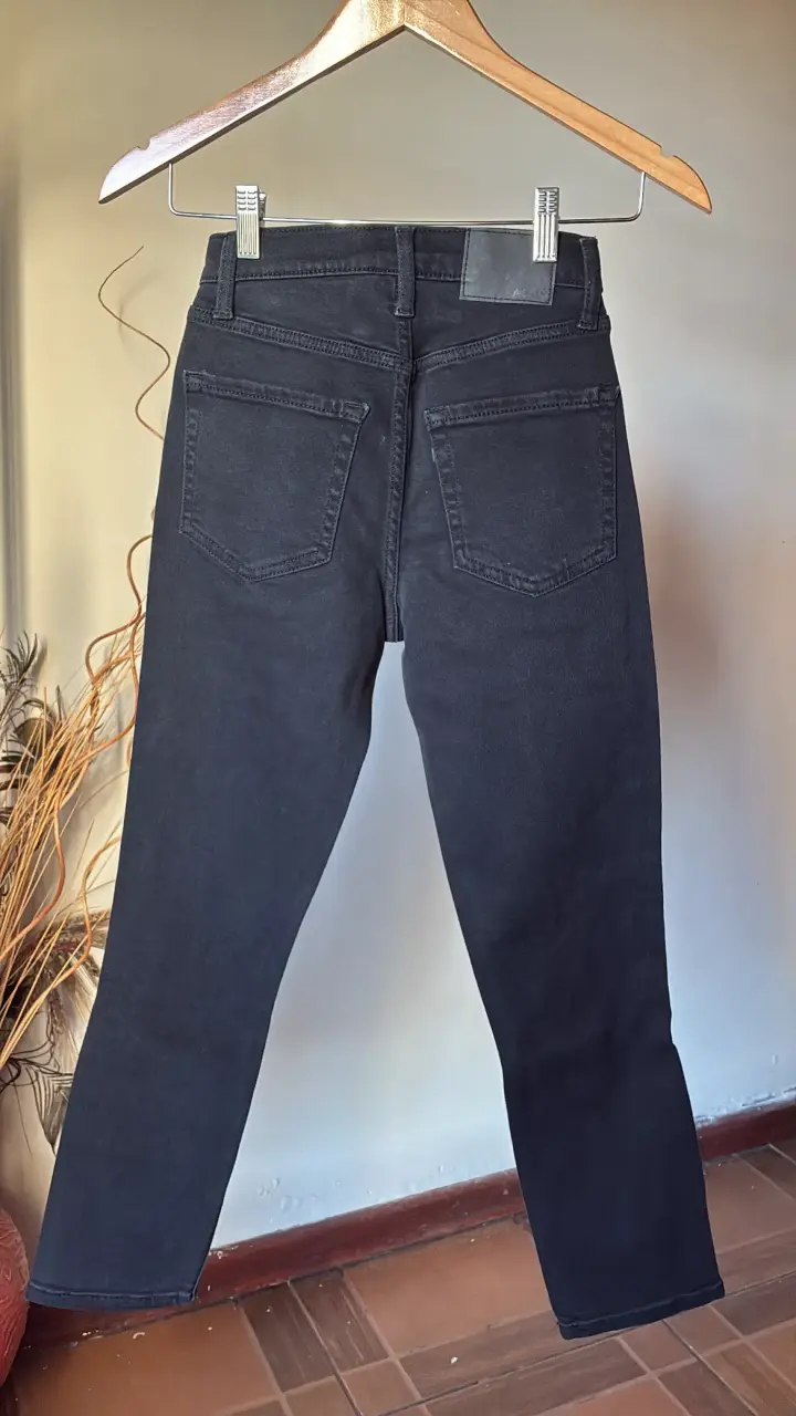 Jeans negros rasgados Aeropostale - 2