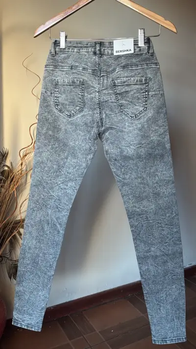 Jeans gris Bershka - miniatura 2