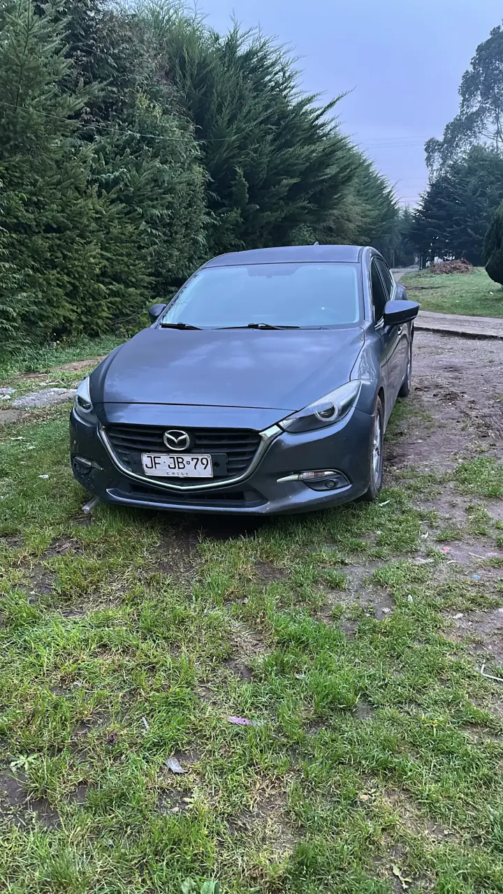 Mazda  new 3 2017 - 1
