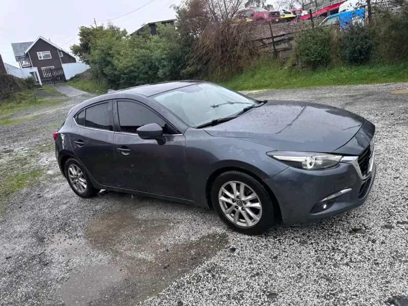 Mazda  new 3 2017 - 6