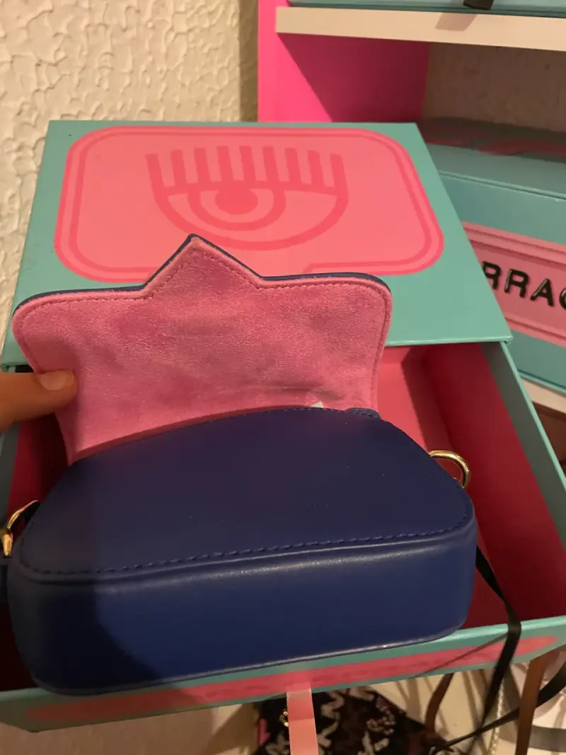 Cartera azul Chiara Ferragni con diseño de ojo - 2