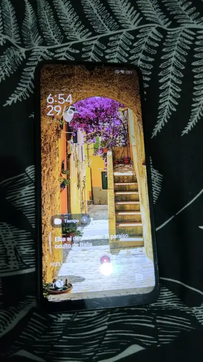 Smartphone Android pantalla grande - miniatura 1