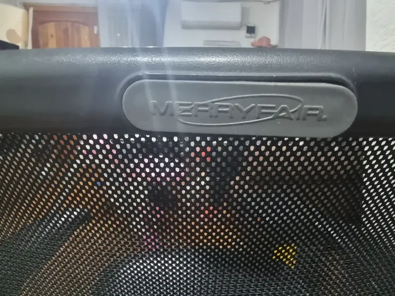 Silla de oficina ergonómica negra - 3