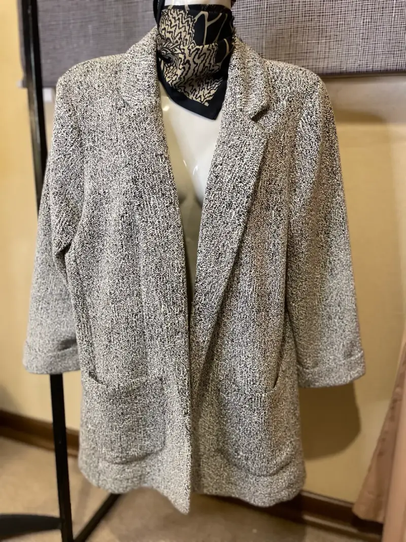 Abrigo de lana gris para mujer - 1