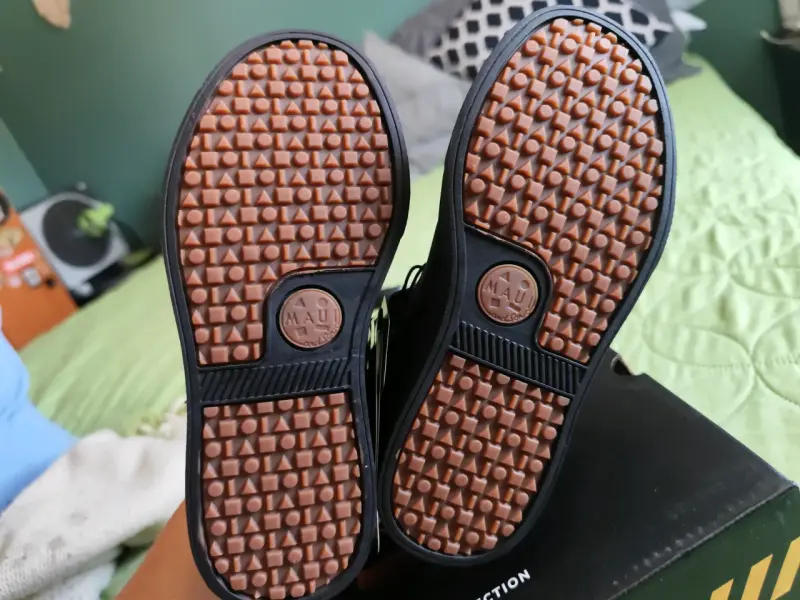 Zapatillas negras para niños con velcro - 5