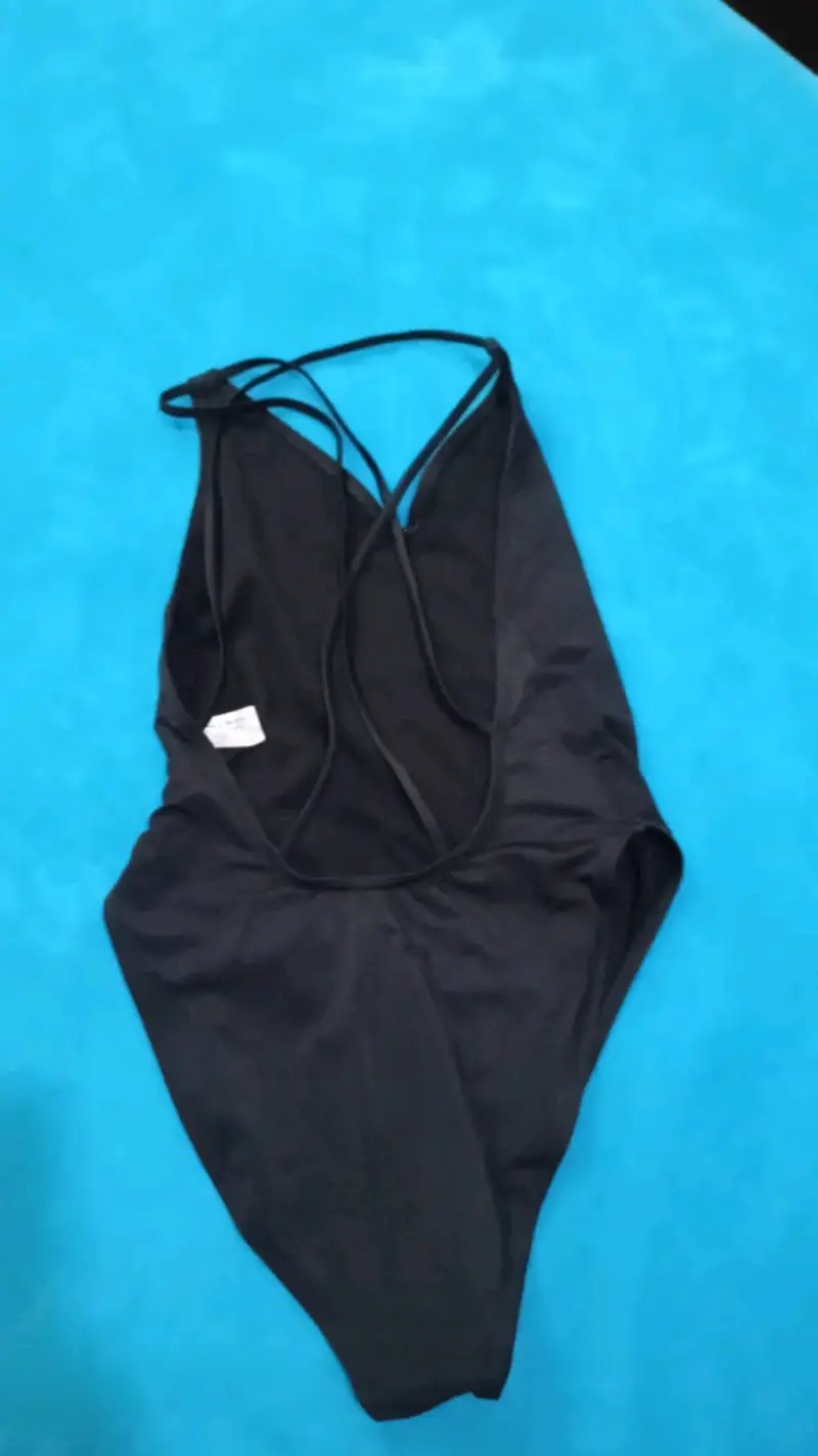 Traje de baño negro clásico para mujer - 2