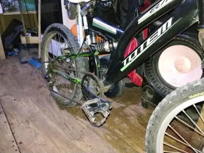 Bicicleta Totem infantil con suspensión - miniatura 2