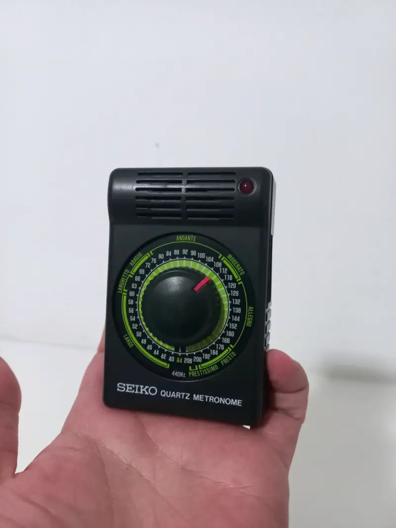 Metrónomo Seiko Quartz compacto - 3