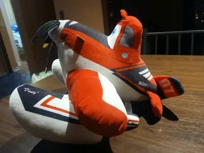 Peluche avión Dusty Crophopper Disney - miniatura 3