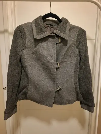 Chaqueta gris de lana - miniatura 1