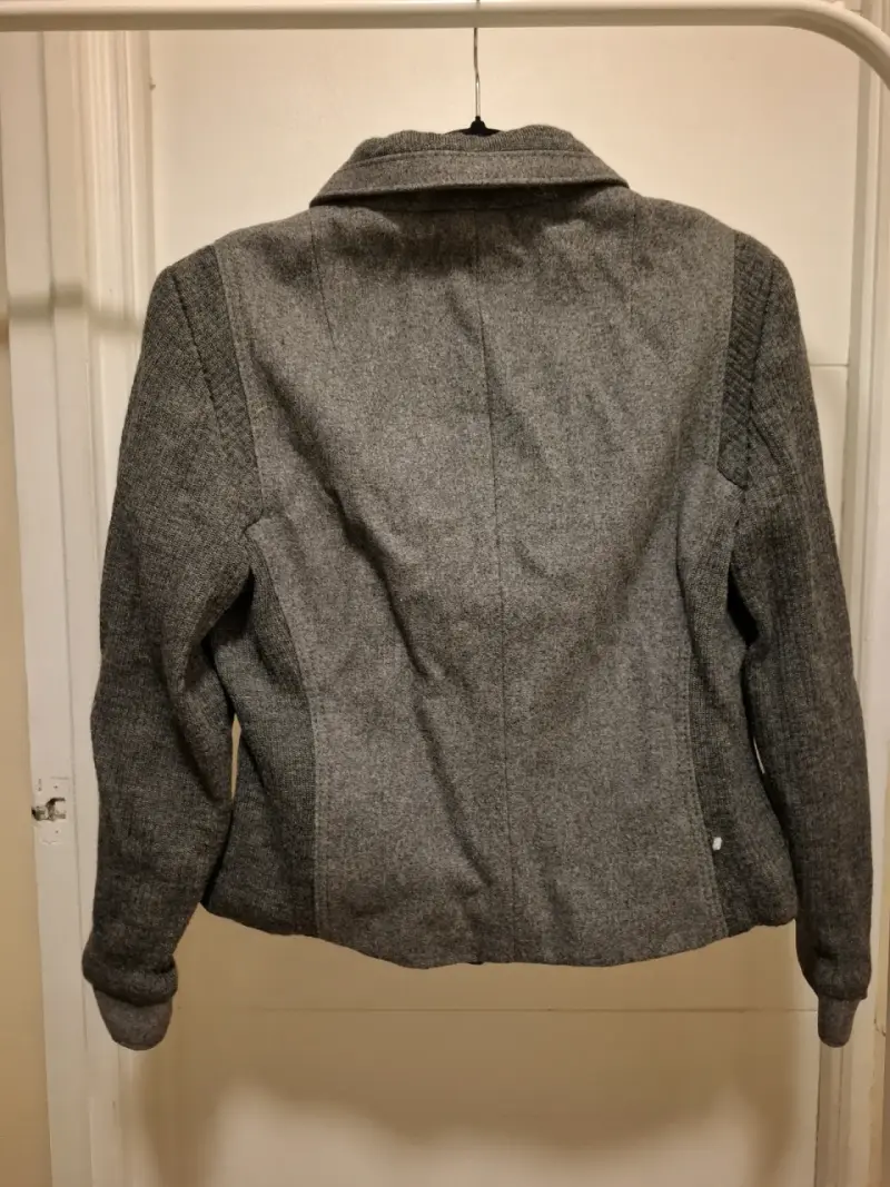 Chaqueta gris de lana - 2