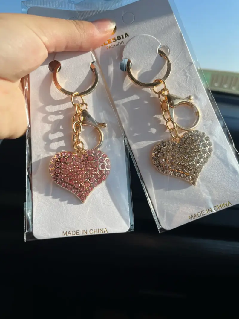 Llavero corazón con cristales brillantes