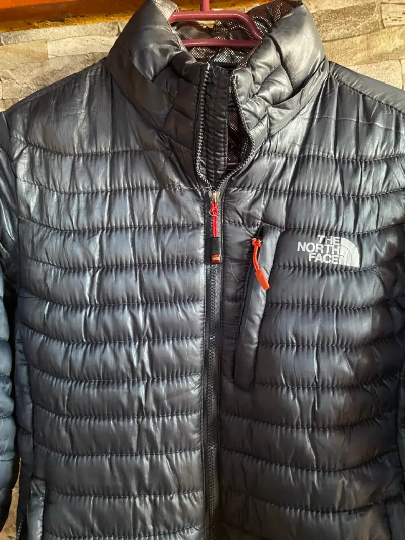 Chaqueta The North Face azul acolchada - 3