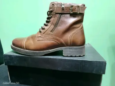 Botas de cuero marrón con cierre lateral - miniatura 1