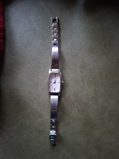 Reloj Citizen de pulsera plateado - miniatura 2
