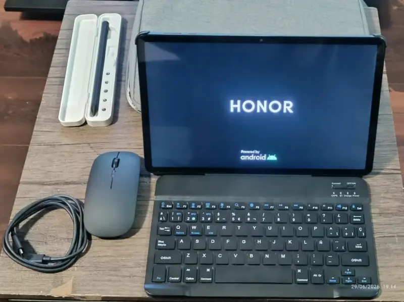 Tablet HONOR con teclado y mouse - 2