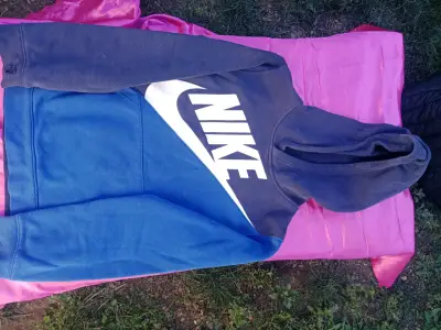 Polerón Nike azul con capucha - miniatura 1