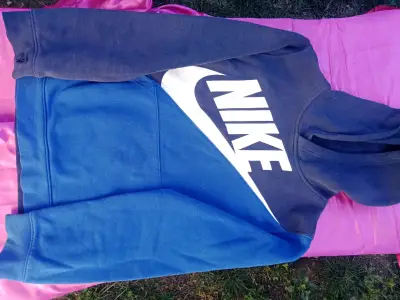 Polerón Nike azul con capucha - miniatura 2