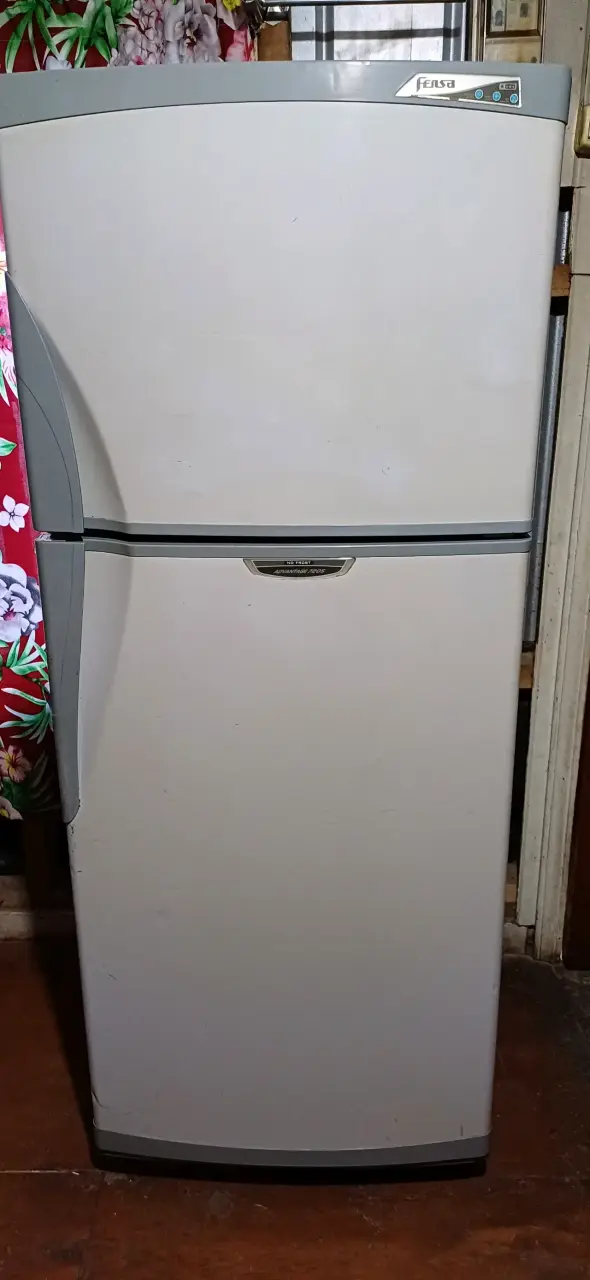 Refrigerador Fensa en buen estado. - 2