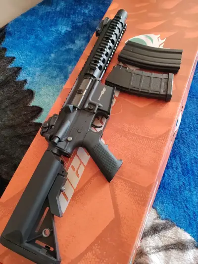 Réplica de Airsoft Leviathan Arms M4 CQB Suppresse - miniatura 2