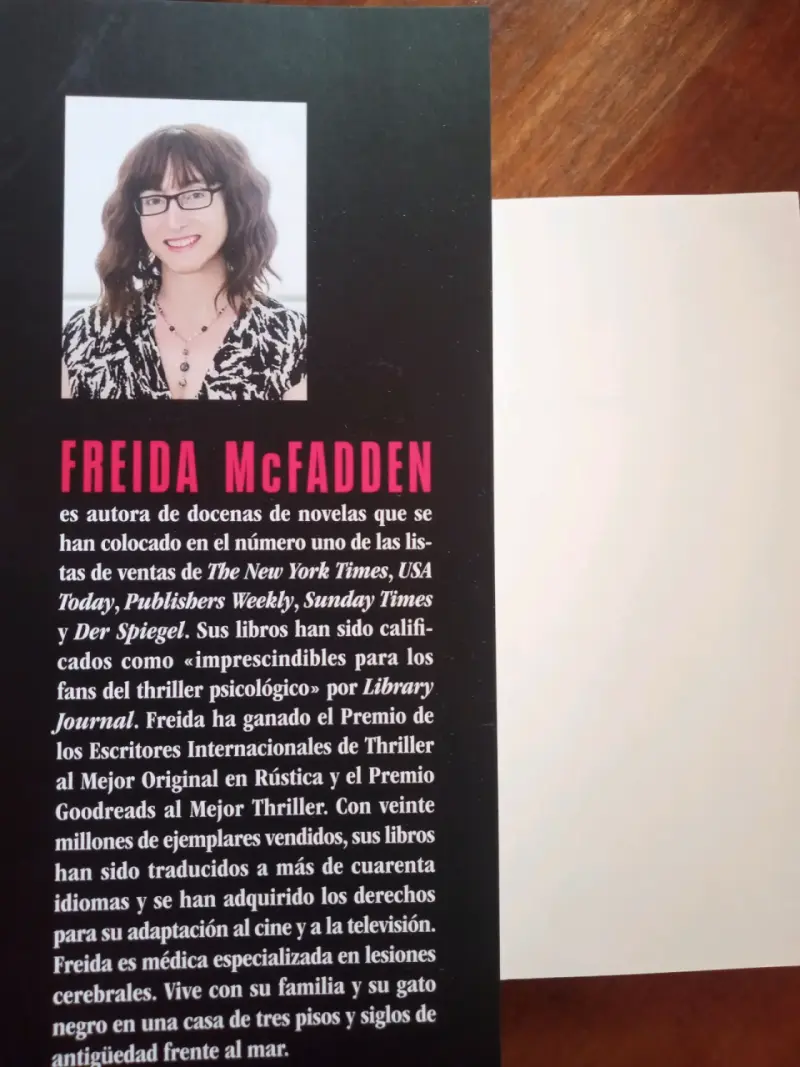 La Profesora, Freida McFadden. Libro. - 5