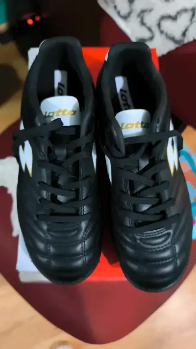 Zapatillas Lotto babyfutbol para niños - miniatura 4