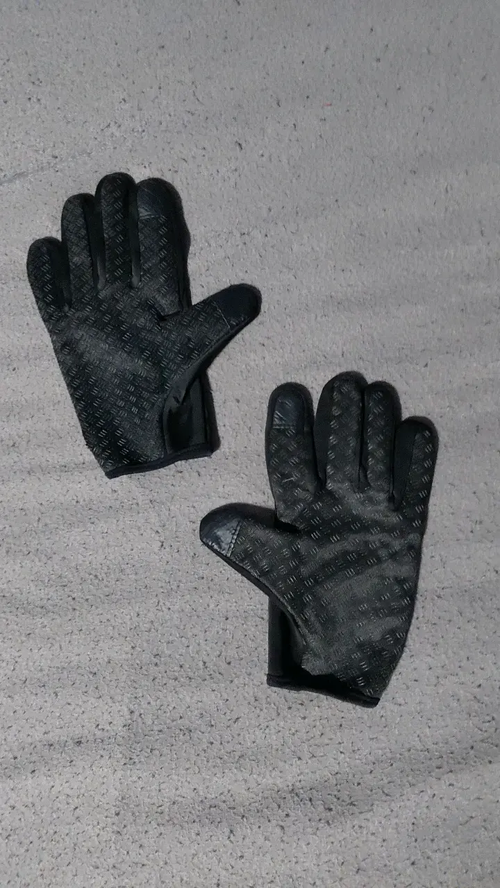 Guantes deportivos Nike negros reflectantes - 2