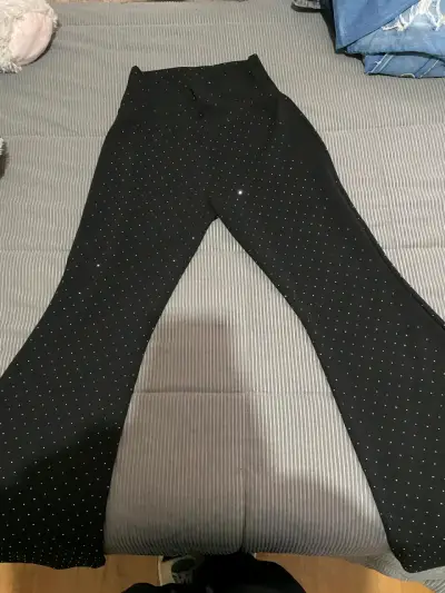 Pantalones negros con puntos brillantes - miniatura 1