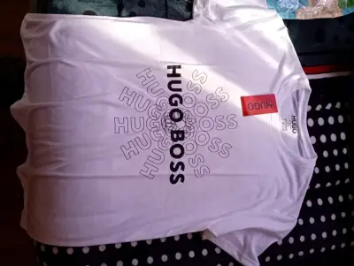 Polera Lacoste blanca con logo de cocodrilo - miniatura 10