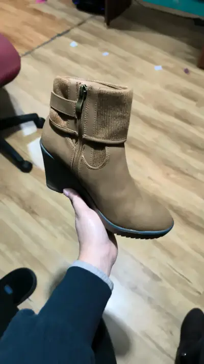Botines de gamuza marrón con taco chino - miniatura 3