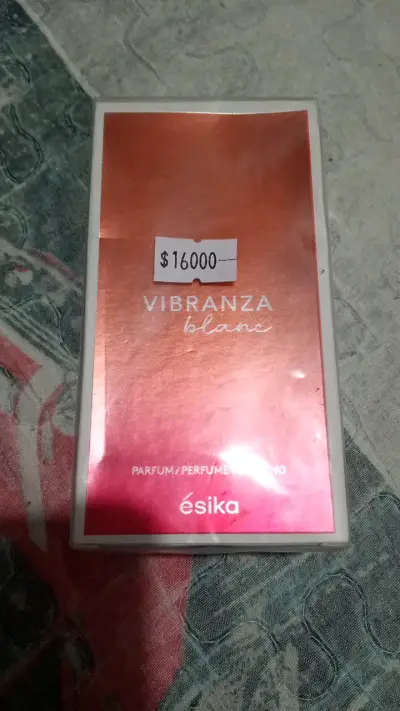 Perfume Vibranza Blanc de Ésika - miniatura 1