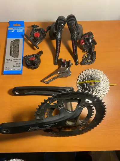 Se vende transmisión completa 2x12 gravel. - miniatura 2