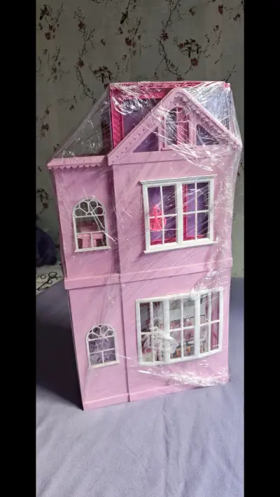 Casa de muñecas Barbie de dos pisos - miniatura 2