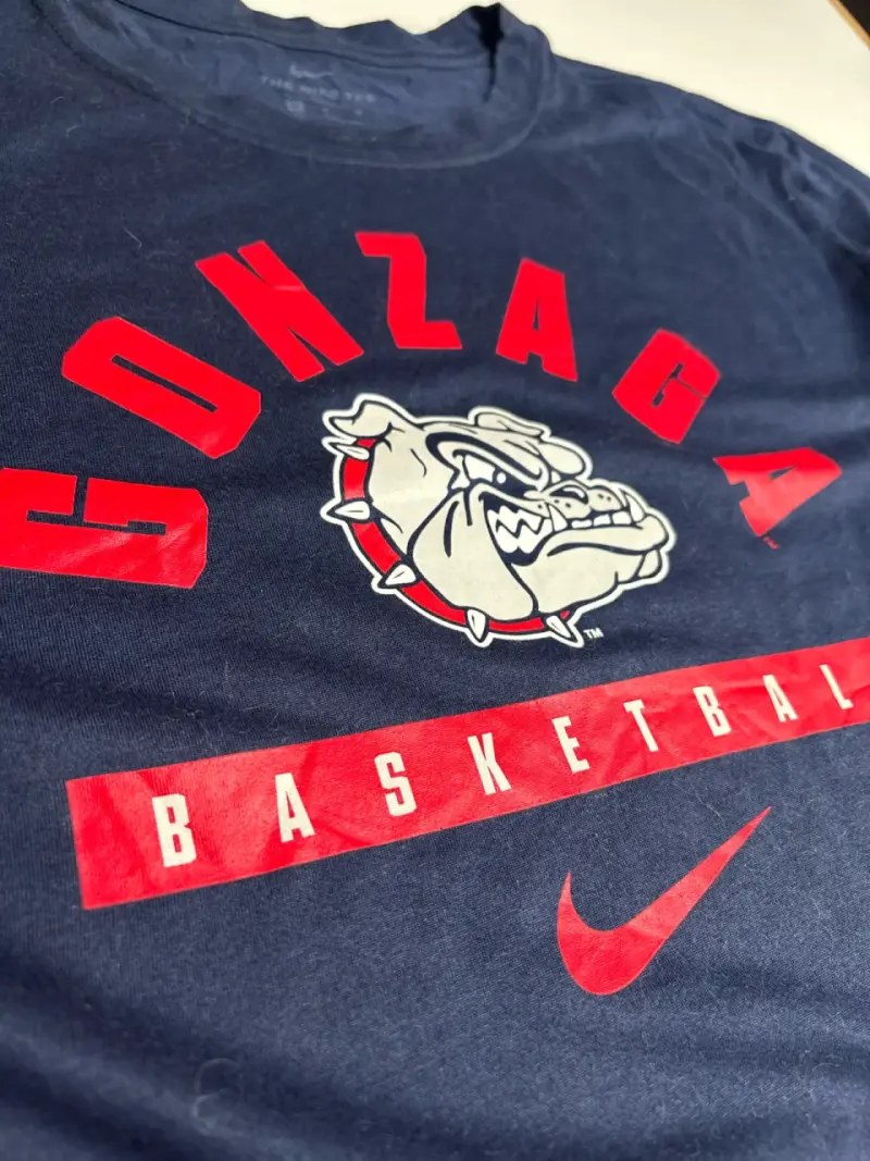 Polera Nike Gonzaga Basketball azul - 2