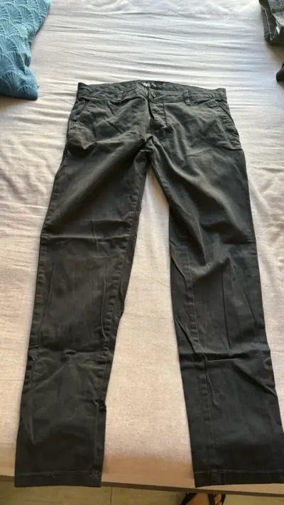 Pantalones negros Zara para hombre - miniatura 1