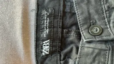 Pantalones negros Zara para hombre - miniatura 2