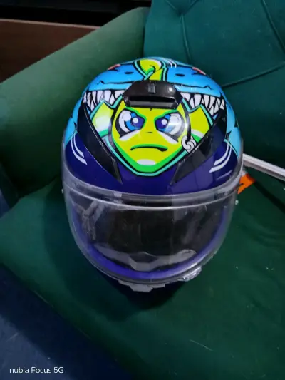 Casco de moto - miniatura 1